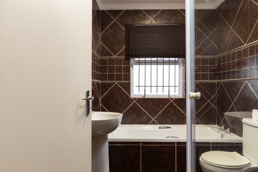 3 Bedroom Property for Sale in Velddrif Western Cape